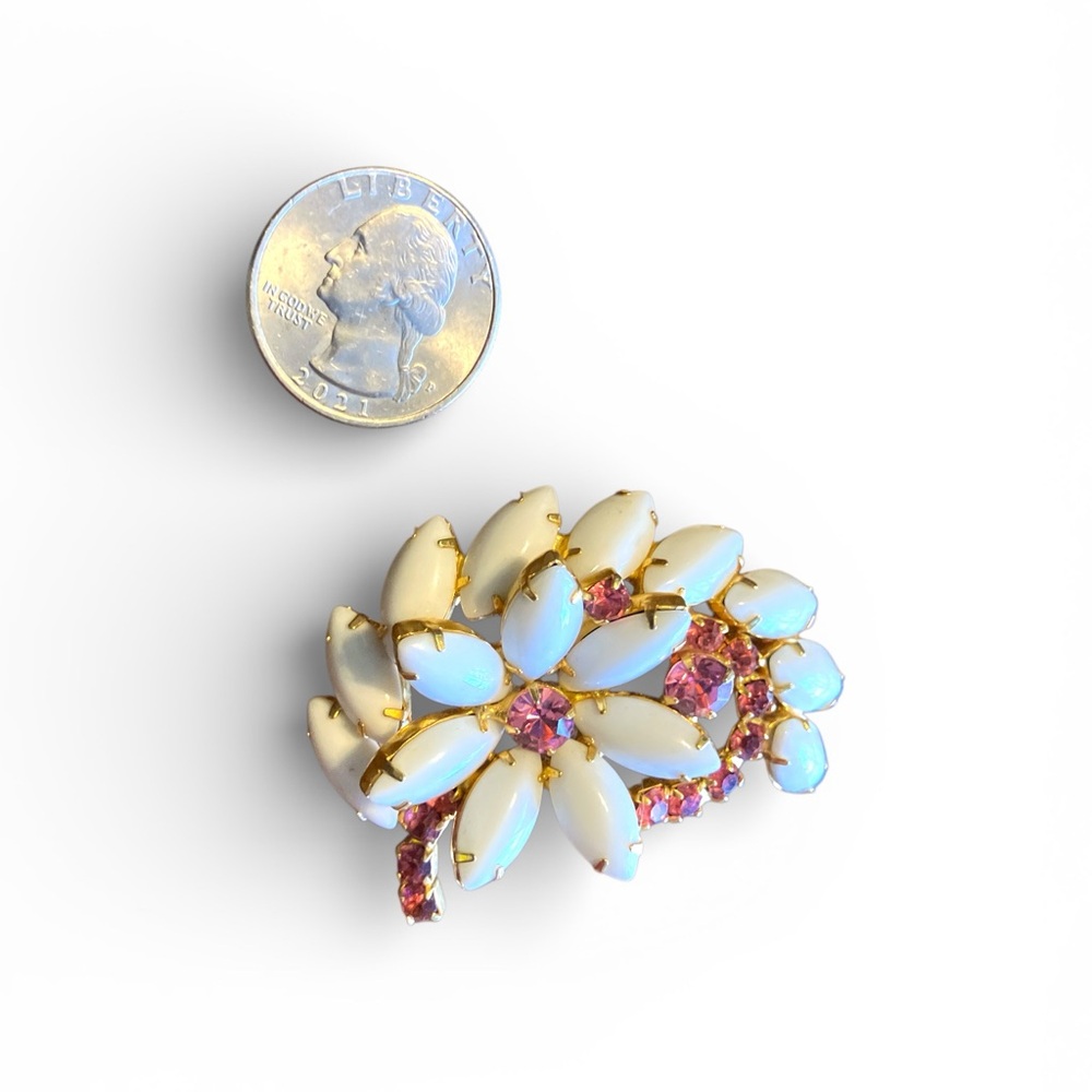 Vintage White Glass & Pink Rhinestone Floral Spray Brooch - Picture 3 of 5
